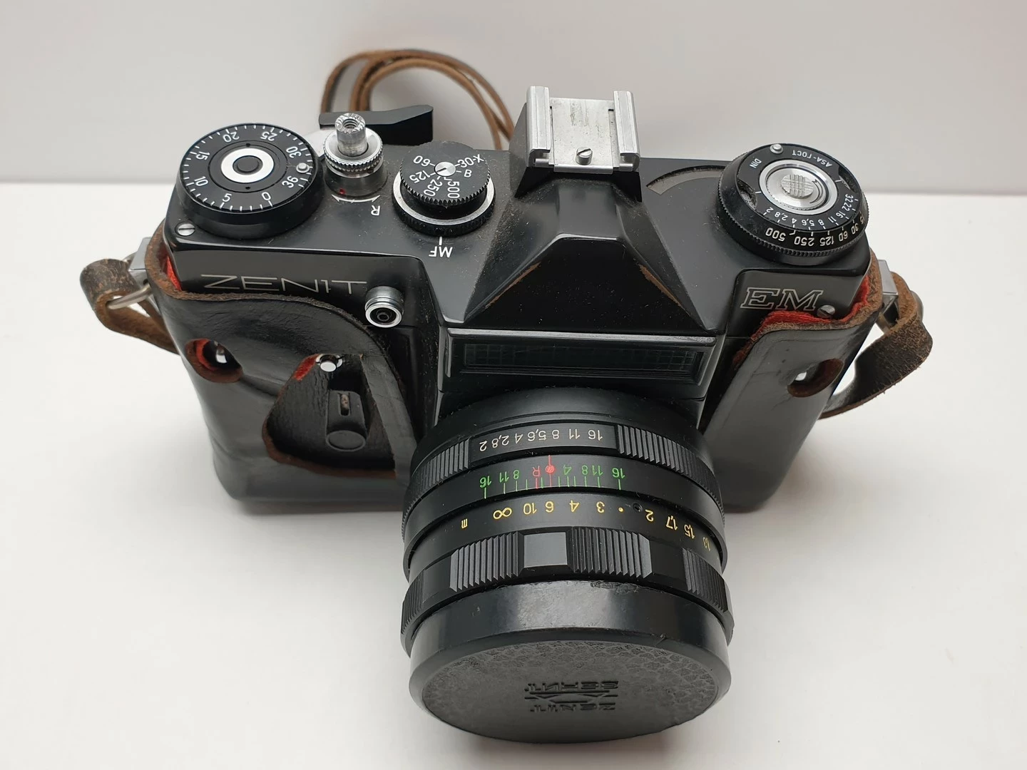 stary-aparat-zenit-em-z-lampa-blyskowa-stan-opakowania-229205-340261