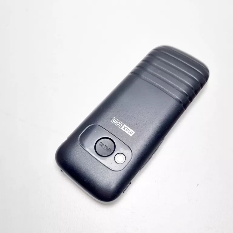 TELEFON MAXCOM MM720