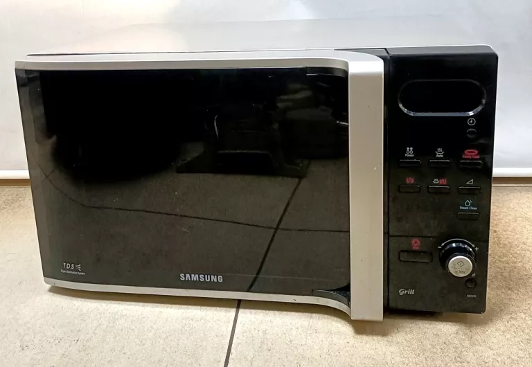 MIKROFALÓWKA SAMSUNG GE107L