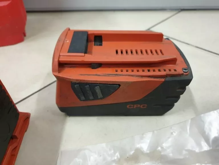 ZACISKARKA HILTI NPR 19-A KOMPLET 5 SZCZĘK WALIZKA