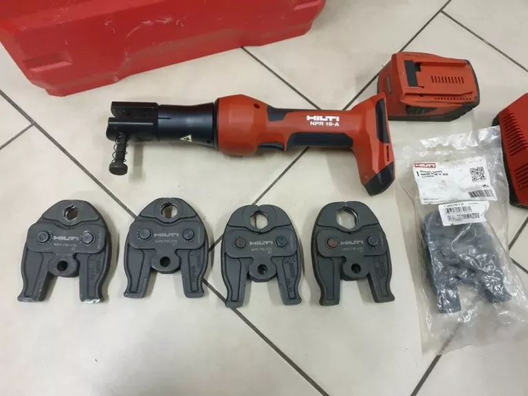 ZACISKARKA HILTI NPR 19-A KOMPLET 5 SZCZĘK WALIZKA