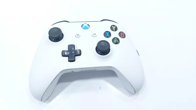 KONSOLA XBOX ONE S 1TB PAD 2XGRA