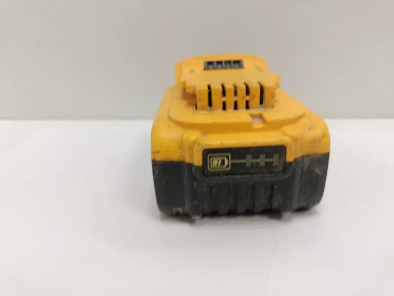 AKUMULATOR DEWALT DCB182 18V XR 4AH