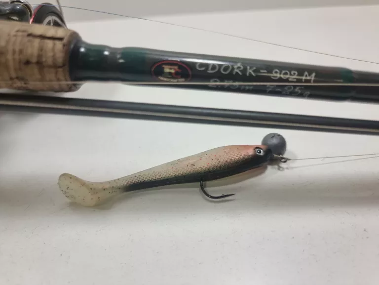 WĘDKA CDORK-902M 2,7G Z KOŁOWROTKIEM SHIMANO STRADIC CI4+ RA 4000