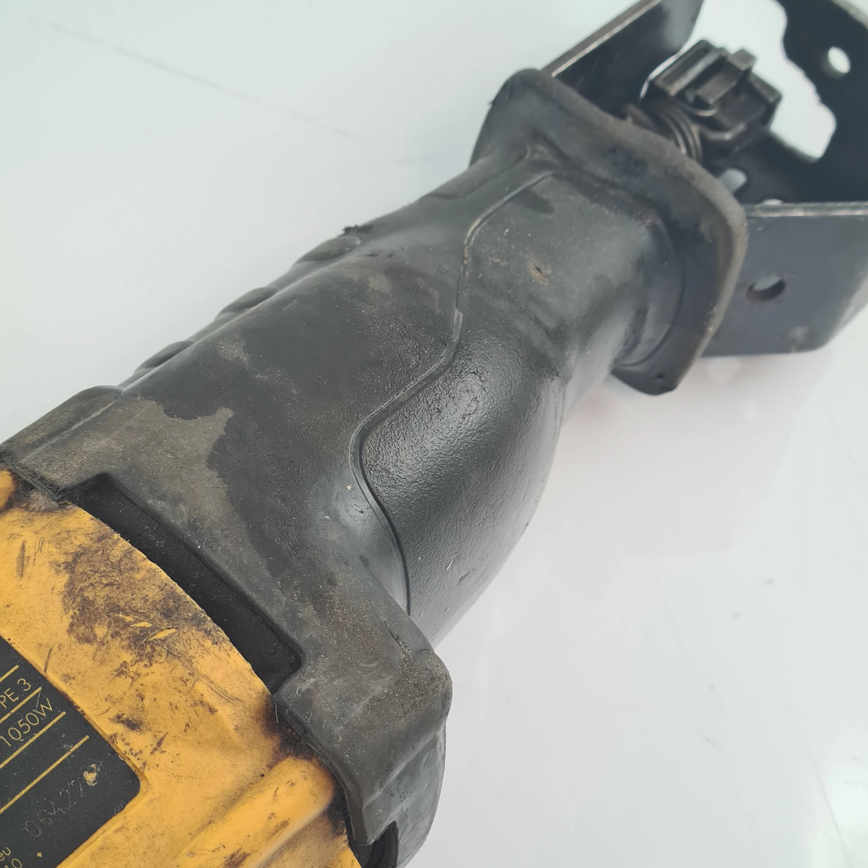 pila-szablasta-dewalt-dw304pk-at-okazja-marka-129307-18