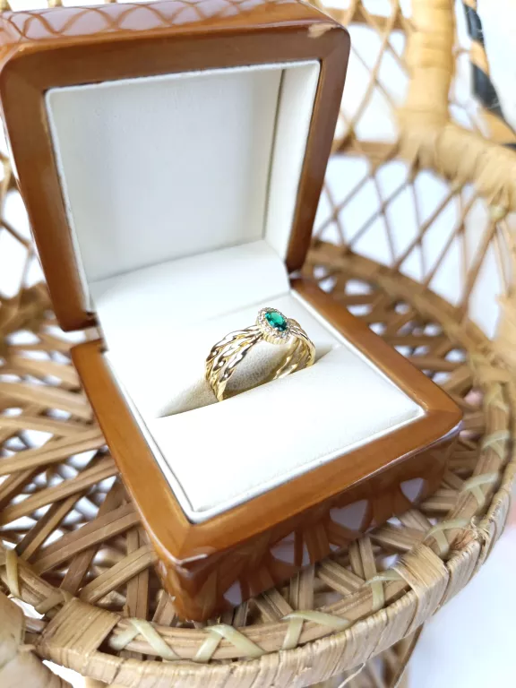 585-zloto-pierscionek-zielony-kamyk-14k-342g-r-16-rodzaj-2205-2