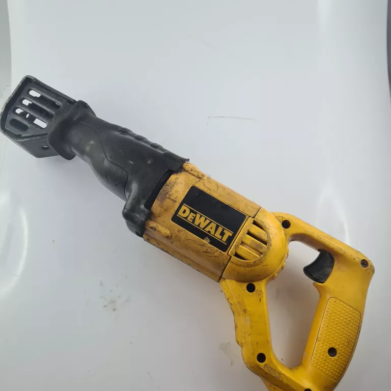 pila-szablasta-dewalt-dw304pk-at-okazja-mickiewicza-12-pelplin