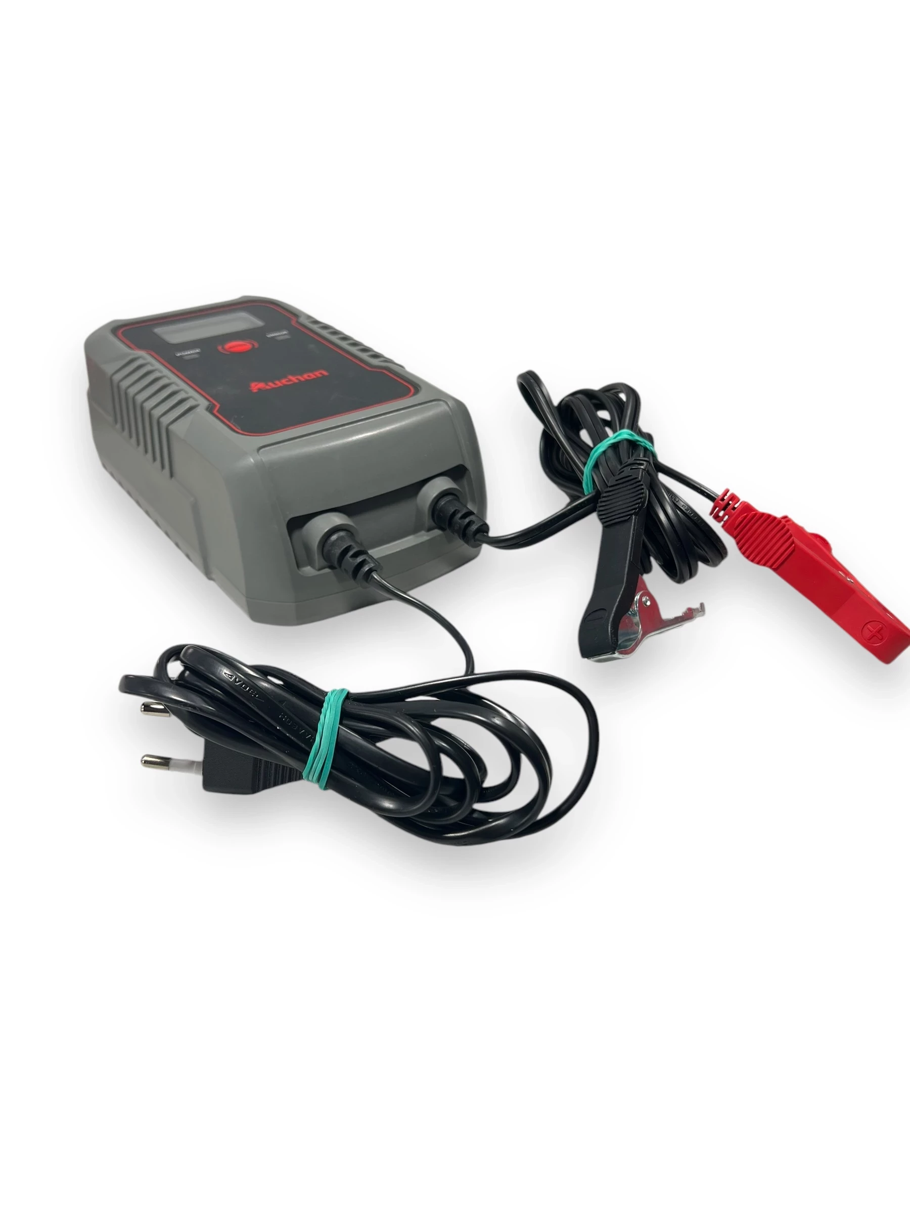 prostownik-ladowarka-do-akumulatorow-auchan-12v-8a-natezenie-maksymalne-8