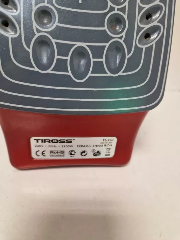 ŻELAZKO TIROSS TS-520
