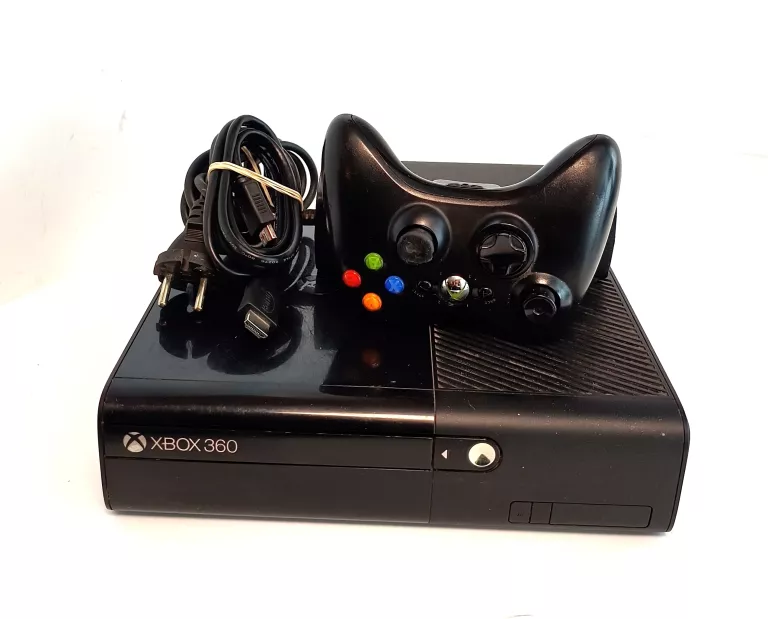 KONSOLA XBOX 360 E (250GB)/PAD/ZASILACZ