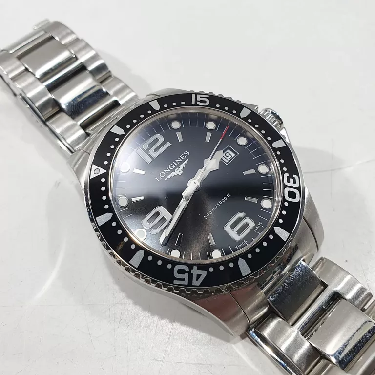 zegarek-longines-hydroconquest-l36404-40mm-ksztalt-koperty-129223-2