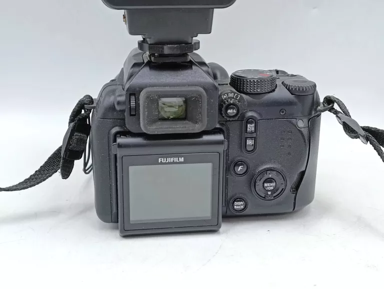 FUJIFILM FINEPIX S9600 + PIEKNY ZESTAW
