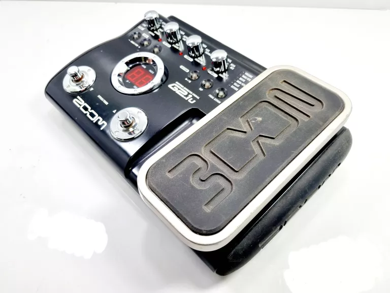 MULTIEFEKT GITAROWY ZOOM G2.1U + ZASILACZ