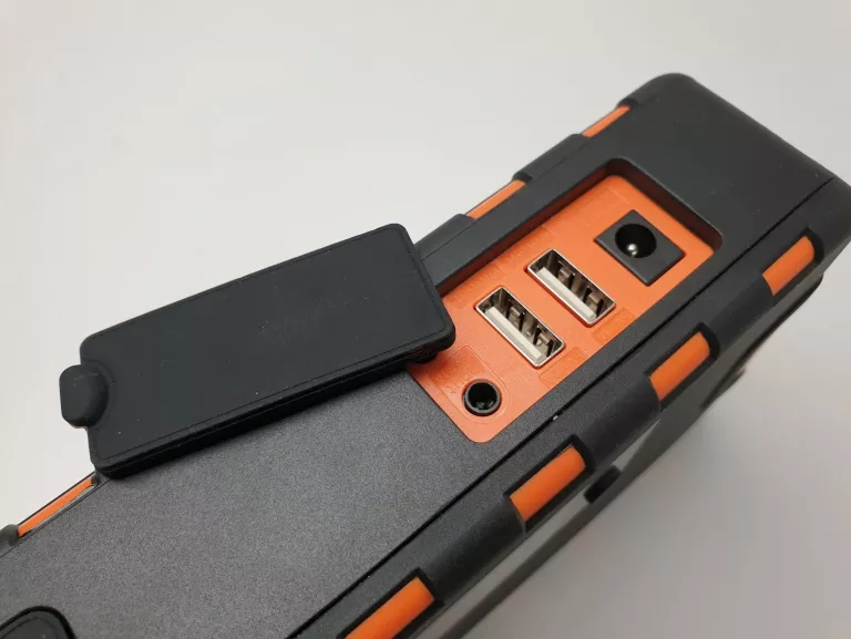 POWERBANK Z FUNKCJĄ ROZRUCHU NORTHPOINT NP-PB-SH-21 ETUI