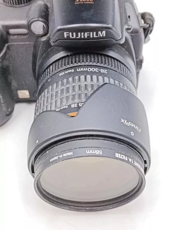 FUJIFILM FINEPIX S9600 + PIEKNY ZESTAW