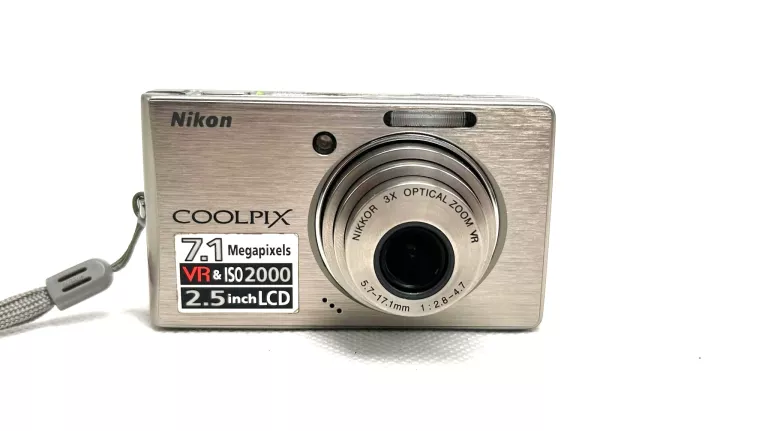 APARAT NIKON COOLPIX S500