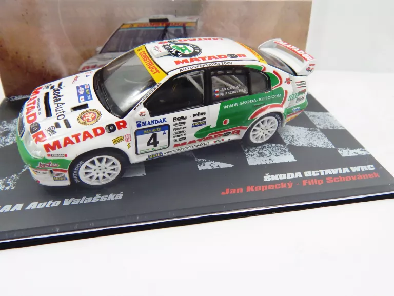 RALLY CARS NR 22 - SKODA OCTAVIA WRC