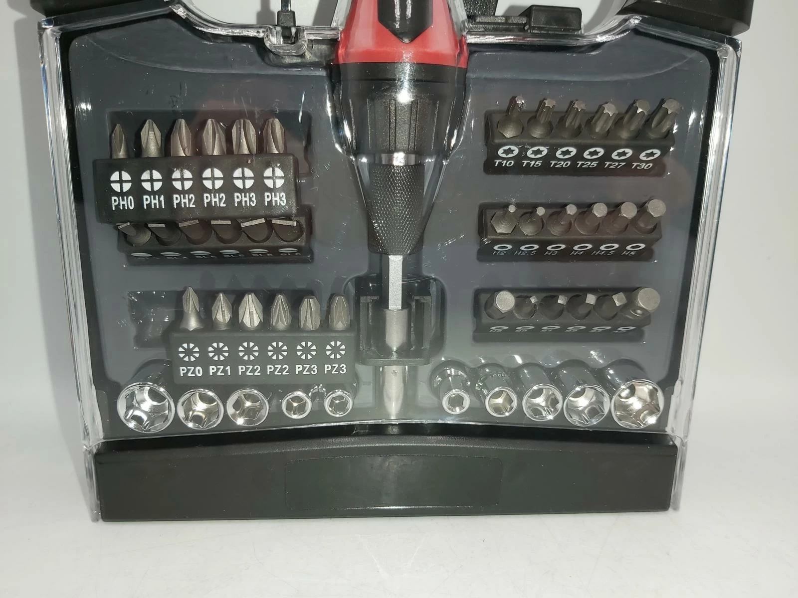 zestaw-srubokretow-tedi-48-szt-ean-gtin-8718964075102