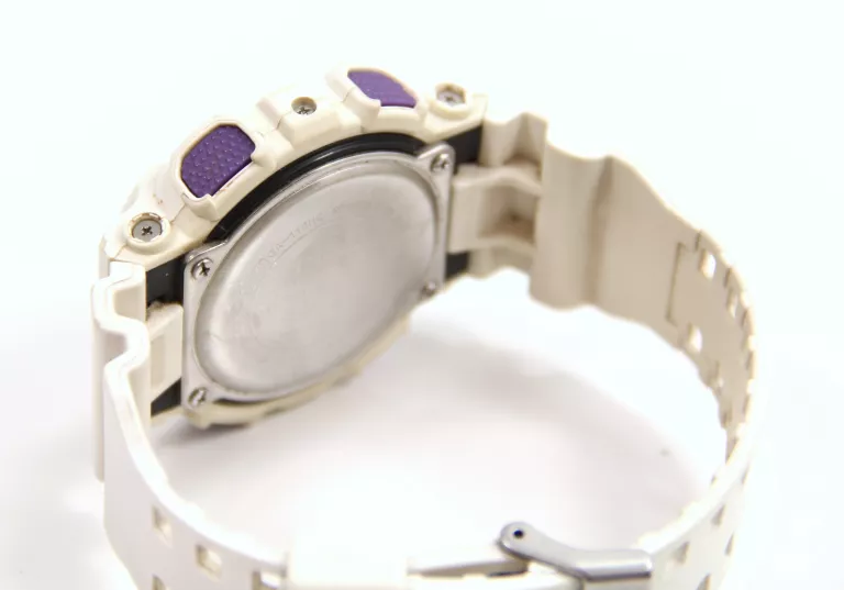 ZEGAREK CASIO G-SHOCK GA-110 HC BIAŁY