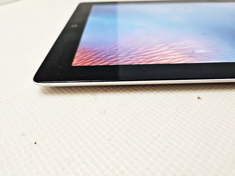 TABLET APPLE IPAD 2GEN A1395 16GB + ŁAD