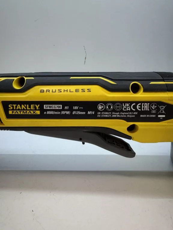SZLIFIERKA KĄTOWA STANLEY FATMAX V20, BOX