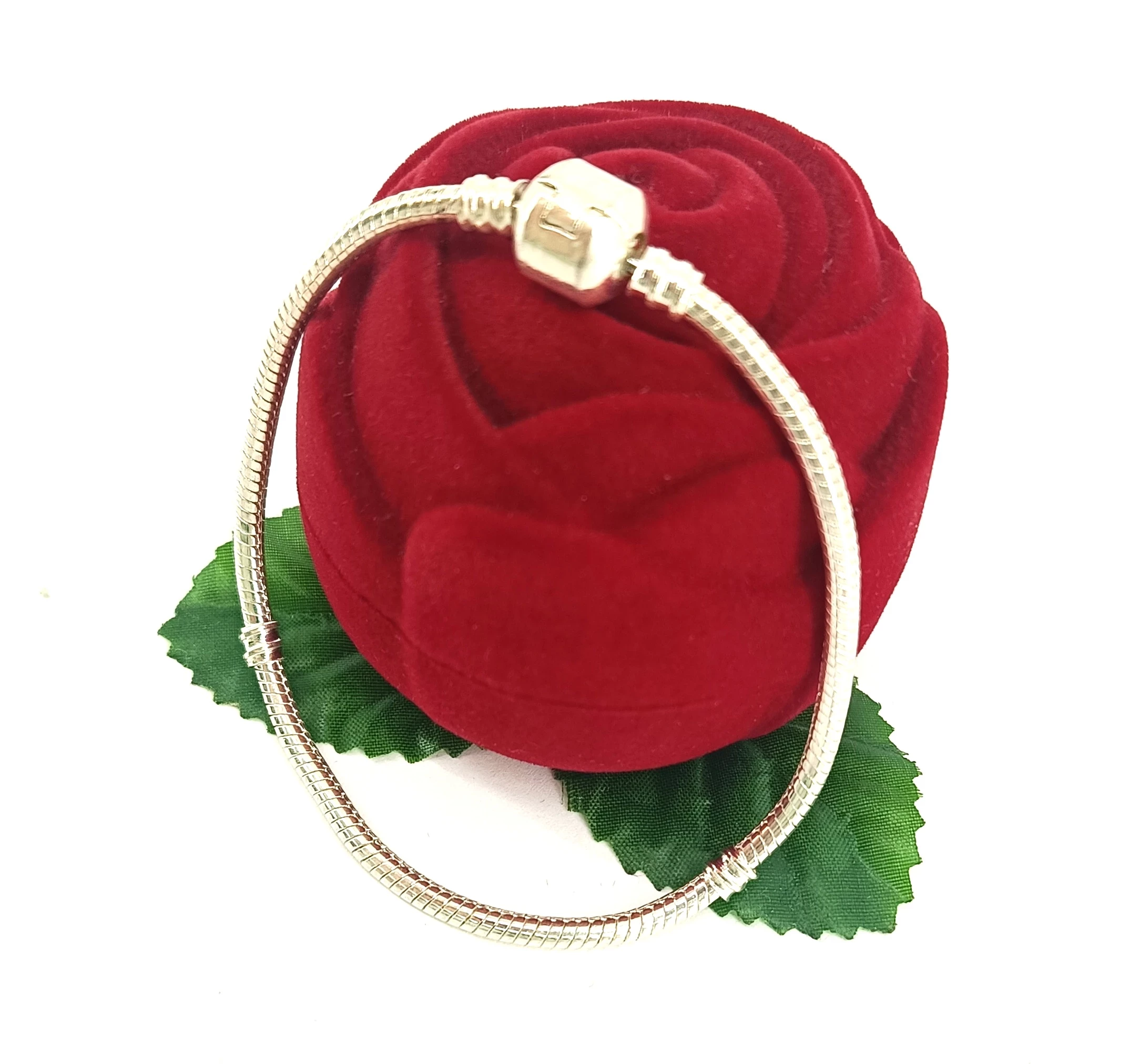 delikatna-srebrna-bransoletka-zmijka-1216g-kamien-17088-524288