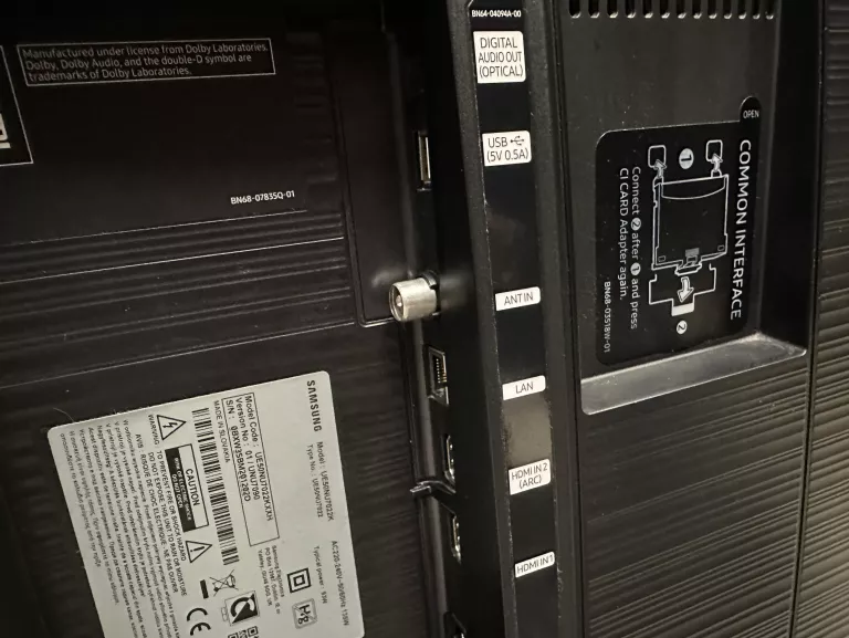 telewizor-samsung-ue50nu7022-50-led-4k-smart-tv-dvb-t2-przekatna-ekranu-cale-5000