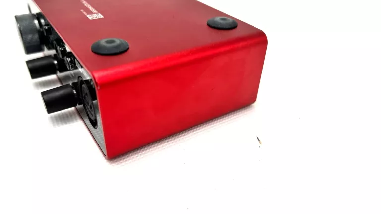 INTERFEJS 2-KANAŁOWY AUDIO USB 2.0 FOCUSRITE SCARLETT SOLO 3RD GEN
