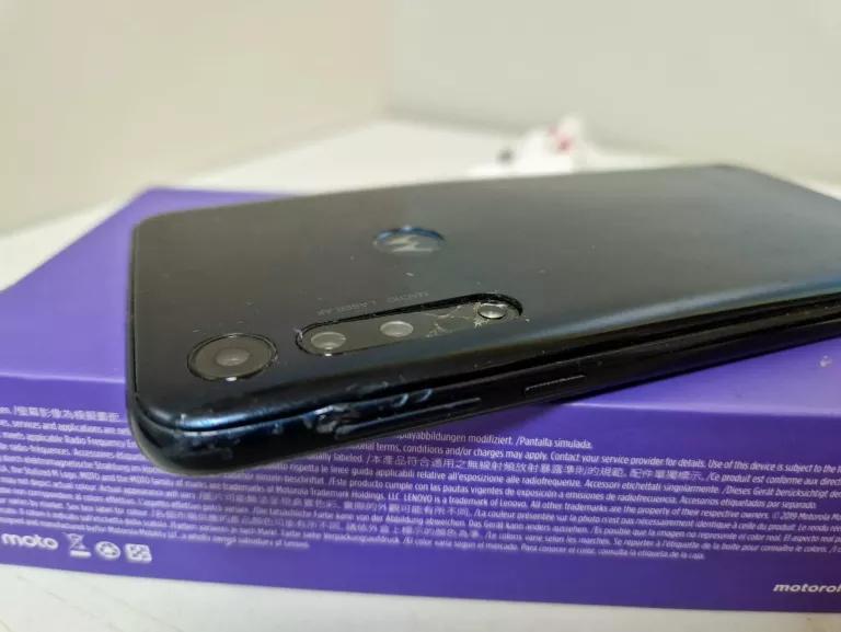TELEFON MOTOROLA ONE MACRO