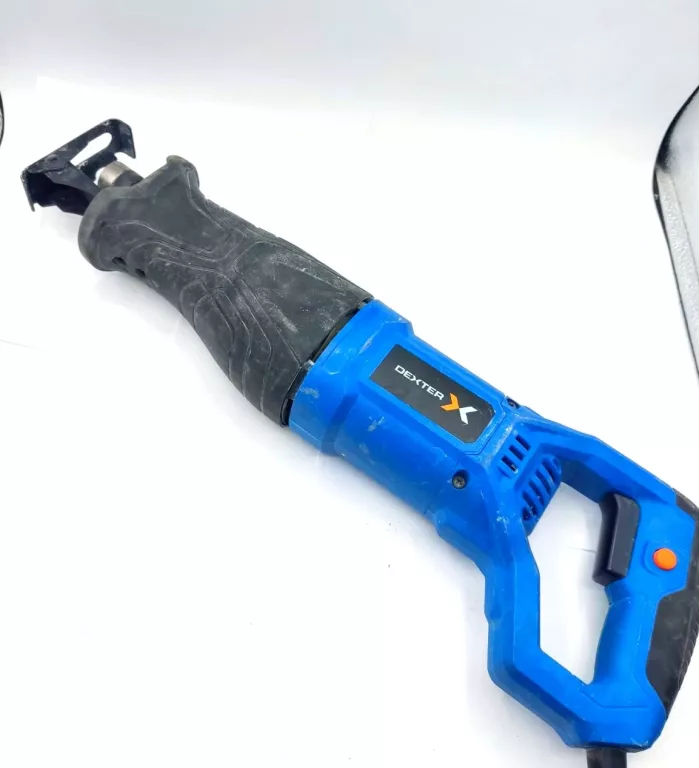 PIŁA SZABLASTA PRZEWODOWA DP5 900W DEXTER