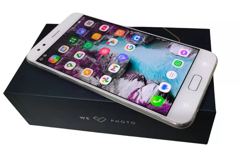 TELEFON ASUS ZENFONE 4