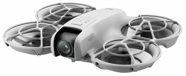 DRON DJI NEO FLY MORE COMBO