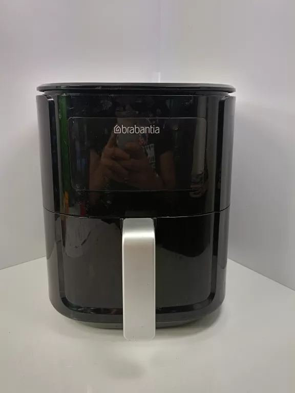 FRYTKOWNICA BEZTŁUSZCZOWA AIR DRYER BRABANTIA BBEK1131 CZARNA 1700W
