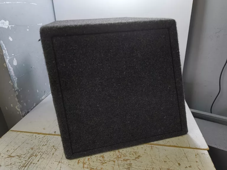 SKRZYNIA BASOWA JBL 900W