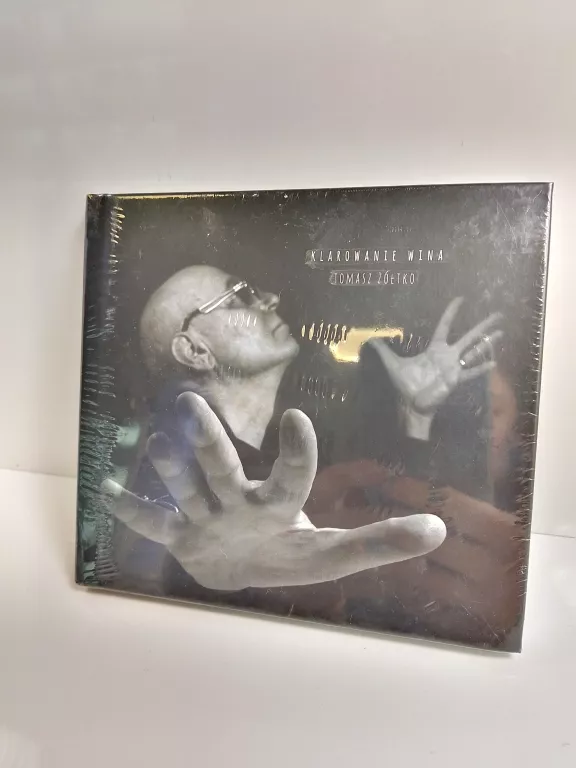 TOMASZ ŻÓŁTKO - KLAROWANIE WINA
