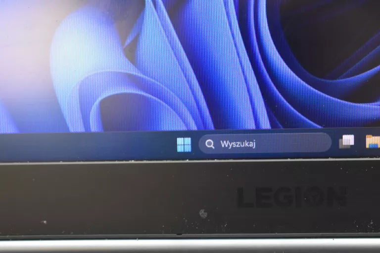 LAPTOP LENOVO LEGION 7 I7-10750H/16GB RAM/RTX2060/1TB SSD #OPIS