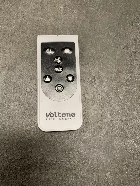 GRZEJNIK KONWEKTOROWY VOLTENO Z WYŚWIETLACZEM LED 2300W