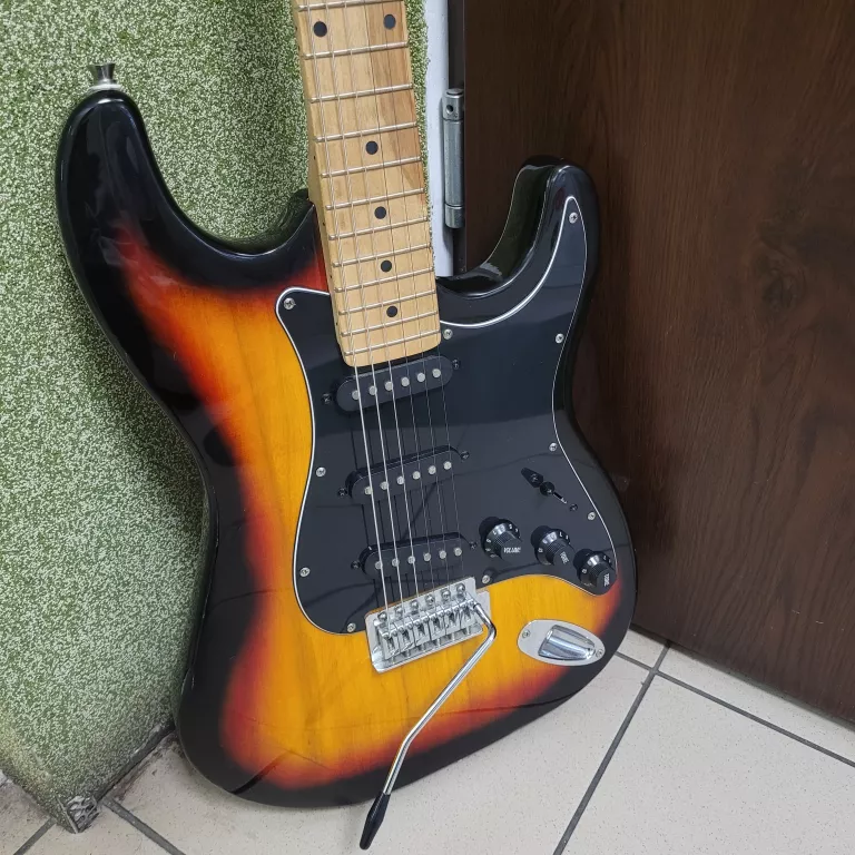 GITARA ELEKTRYCZNA WILSON STRATOCASTER