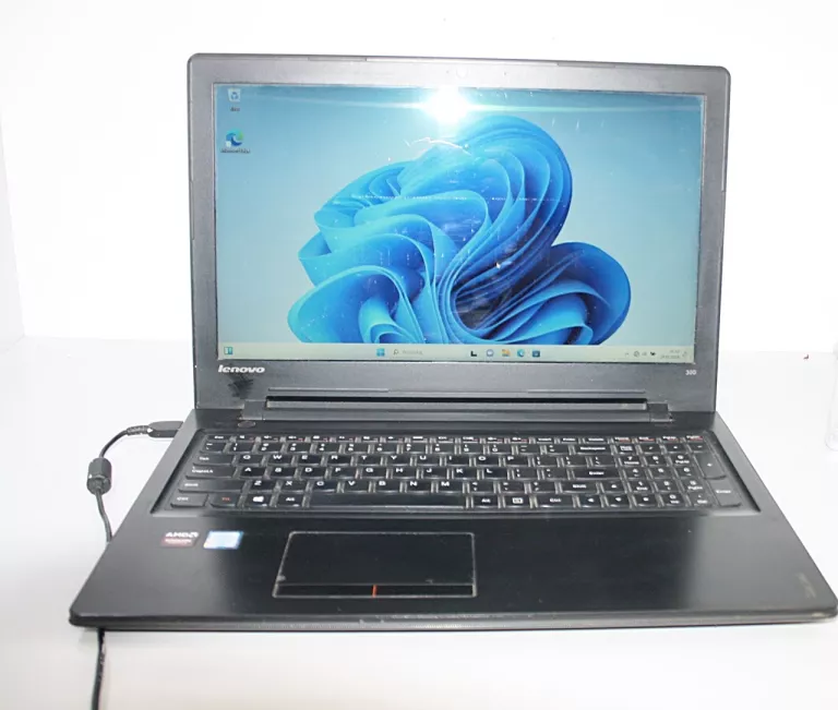 LAPTOP LENOVO IDEAPAD 300 I5-6200U 6/1TB HDD