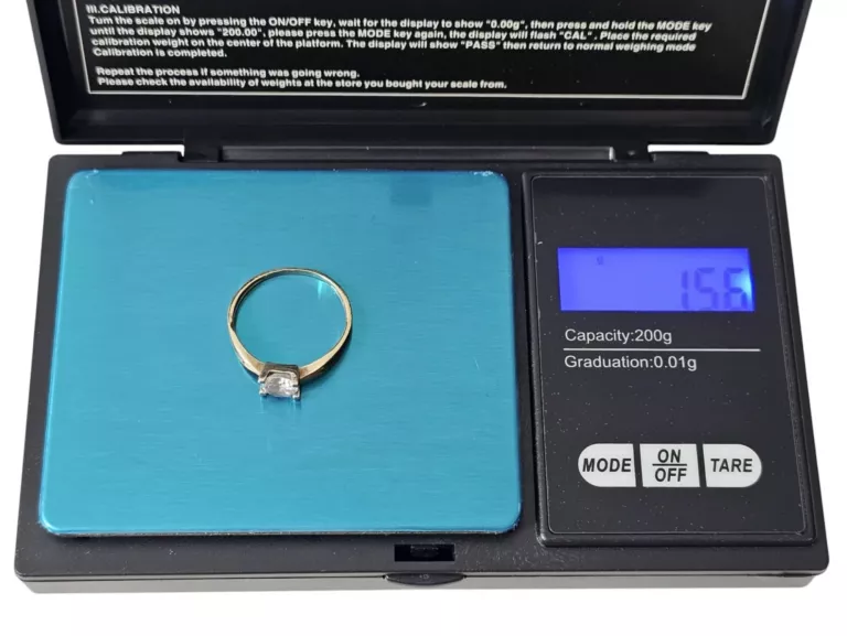 ELEKTRONICZNA WAGA JUBILERSKA W-004 0,01G/200G