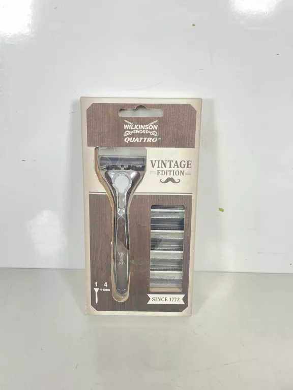 ZESTAW WILKINSON QUATTRO ESSENTIAL 4 VINTAGE EDITION 5X WKŁADY + RĄCZKA