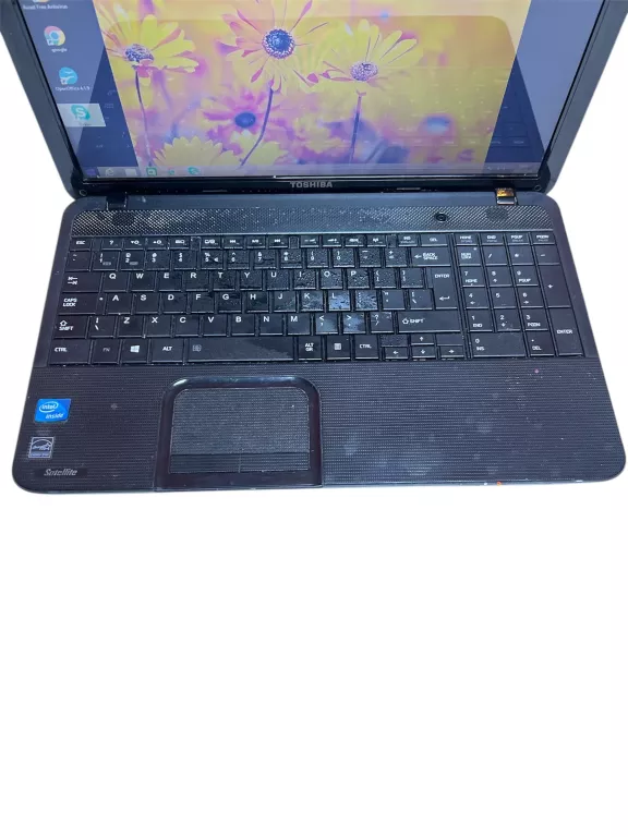 LAPTOP TOSHIBA SATELLITE C855-25T / OPIS!!