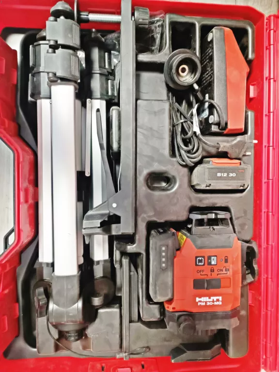 LASER HILTI PM 30-MG + STATYW PMA 20 +2AKU+ ŁADOWARKA + GW. DO 17.7.2026