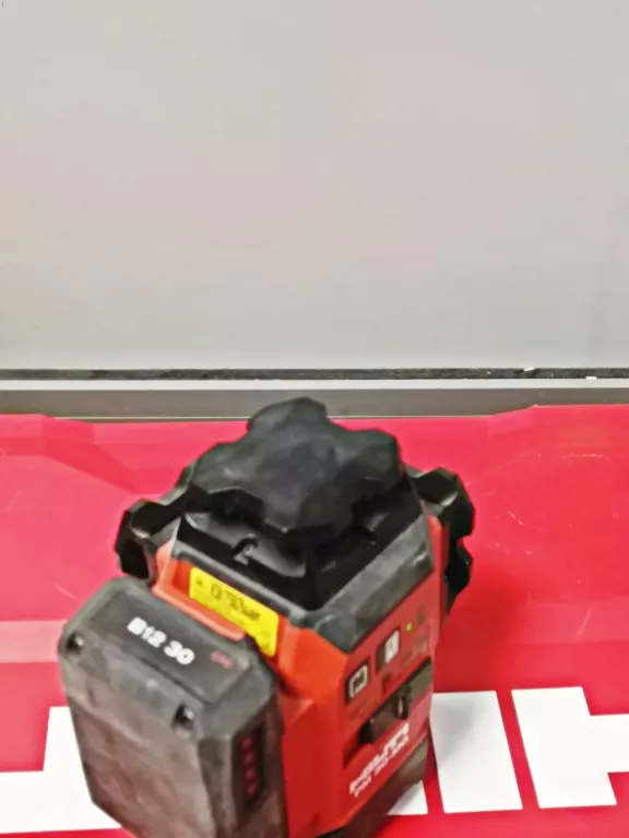 LASER HILTI PM 30-MG + STATYW PMA 20 +2AKU+ ŁADOWARKA + GW. DO 17.7.2026