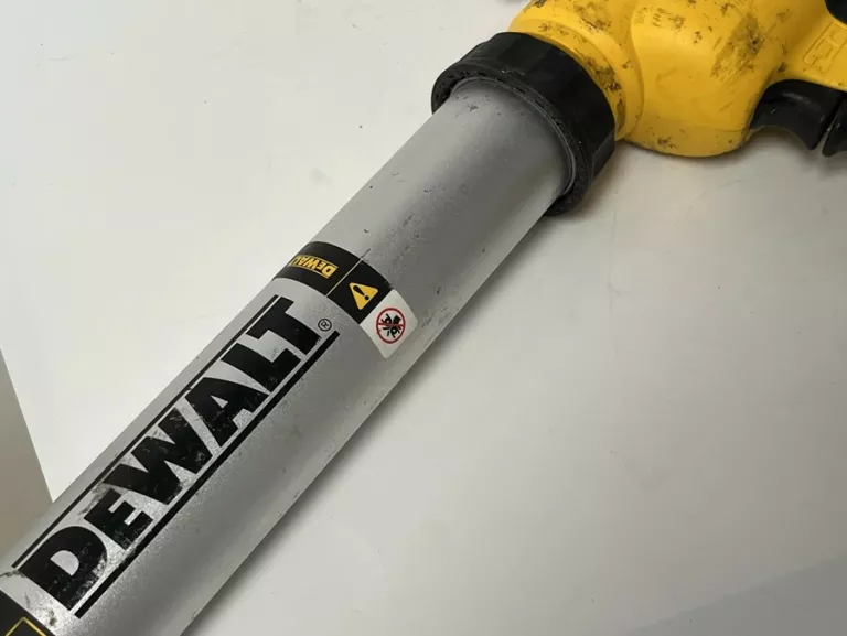DEWALT DCE580 PISTOLET DO KLEJU