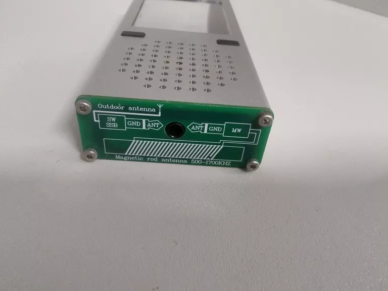 PRZENOŚNY ODBIORNIK RADIOWY ATS120