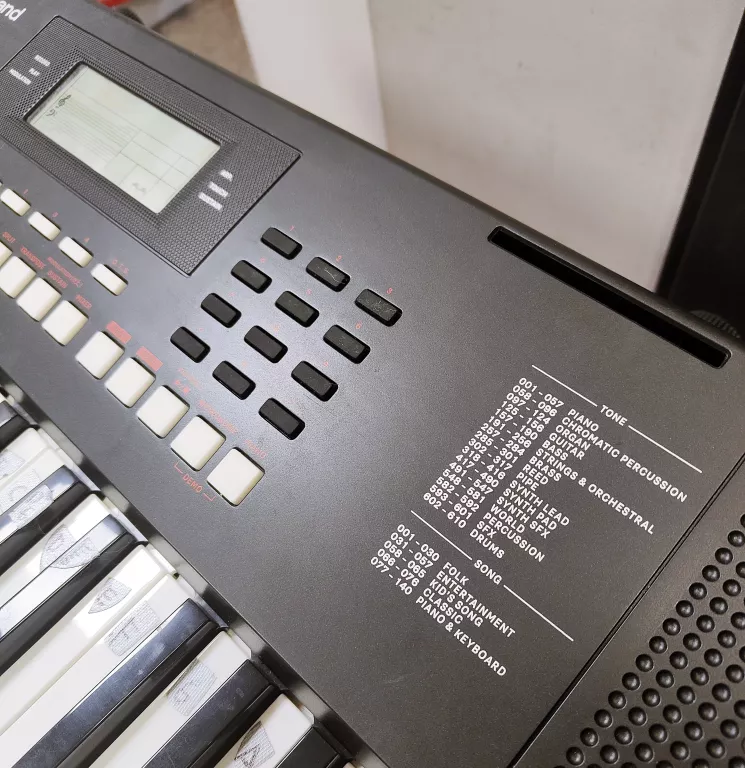 ROLAND E-X10 KEYBOARD DLA POCZĄTKUJĄCYCH DYNAMICZNA KLAWIATURA 61 KLAWISZY