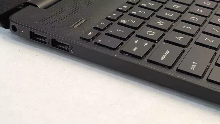 LAPTOP HP 15S EQ2XXX 8/256GB