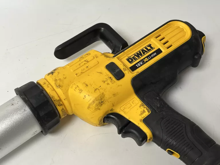 DEWALT DCE580 PISTOLET DO KLEJU