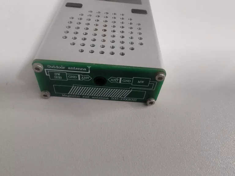PRZENOŚNY ODBIORNIK RADIOWY ATS120